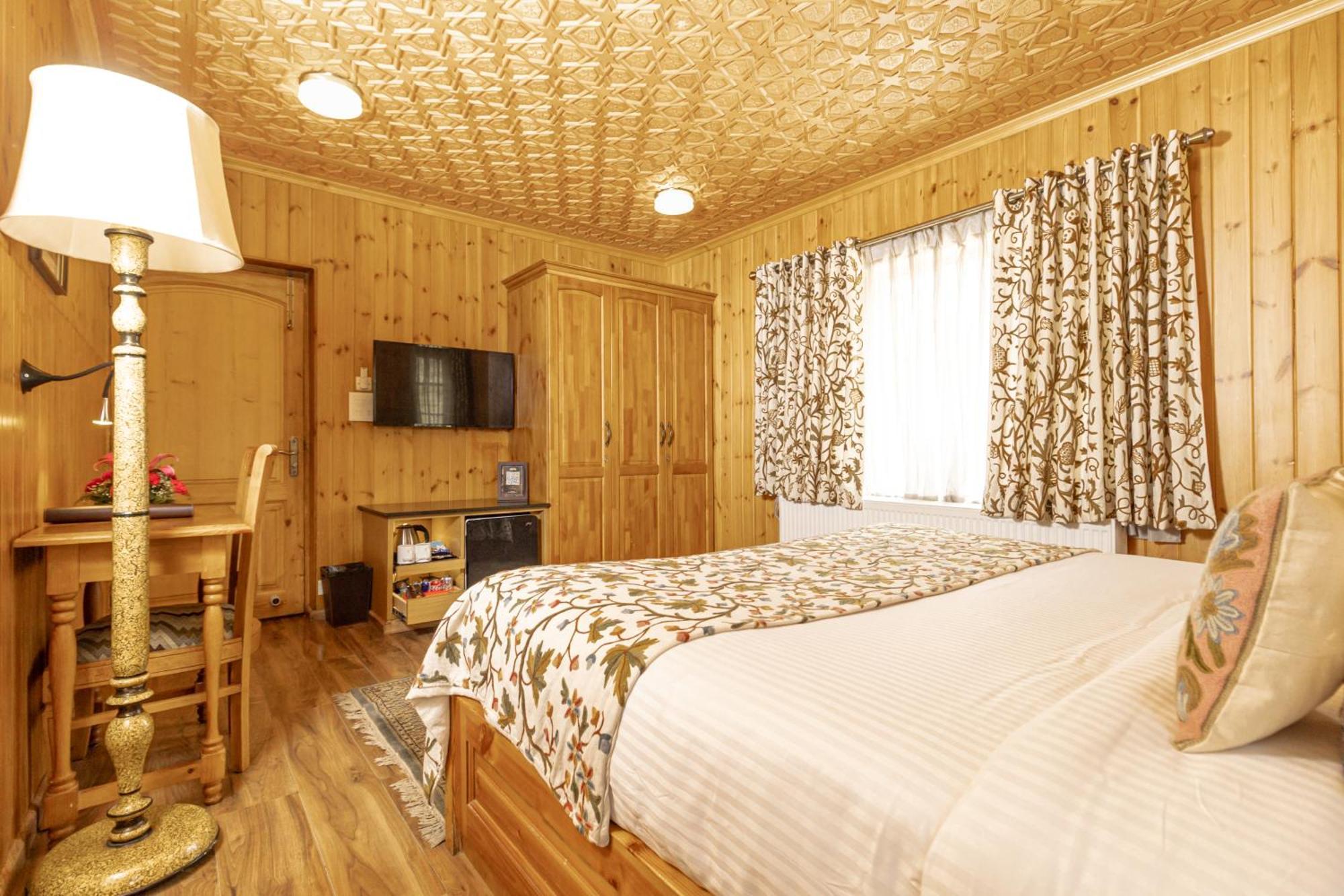 Shaw Inn By Stay Pattern Gulmarg Exterior foto